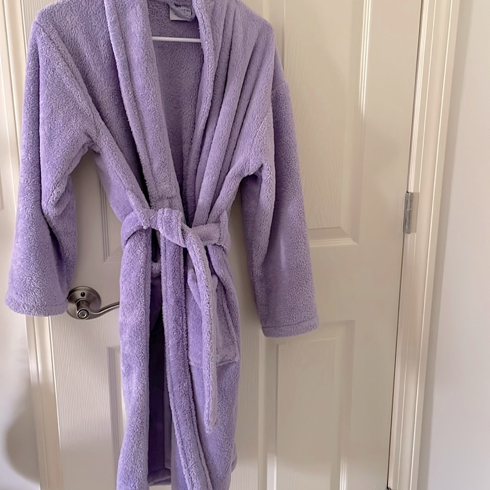 Fluffy girls robe